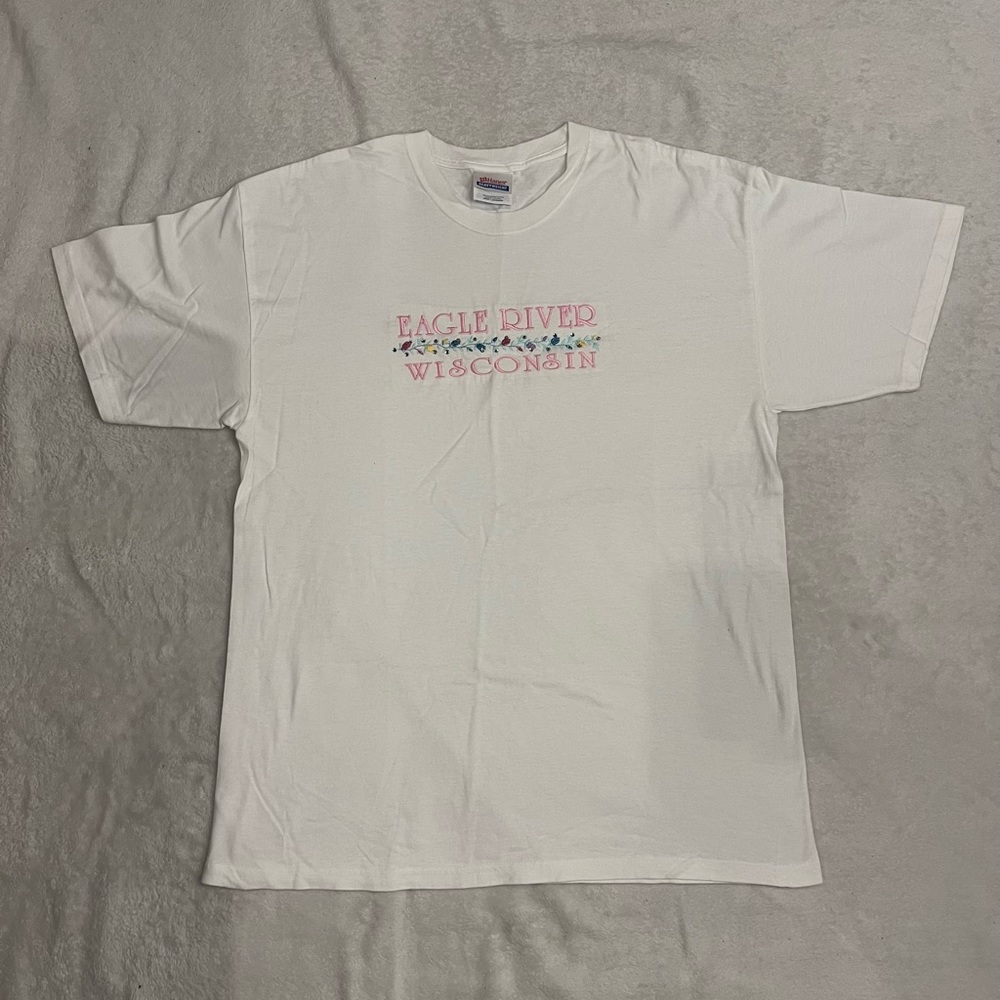 Vintage Eagle River Wisconsin Embroidered Tee